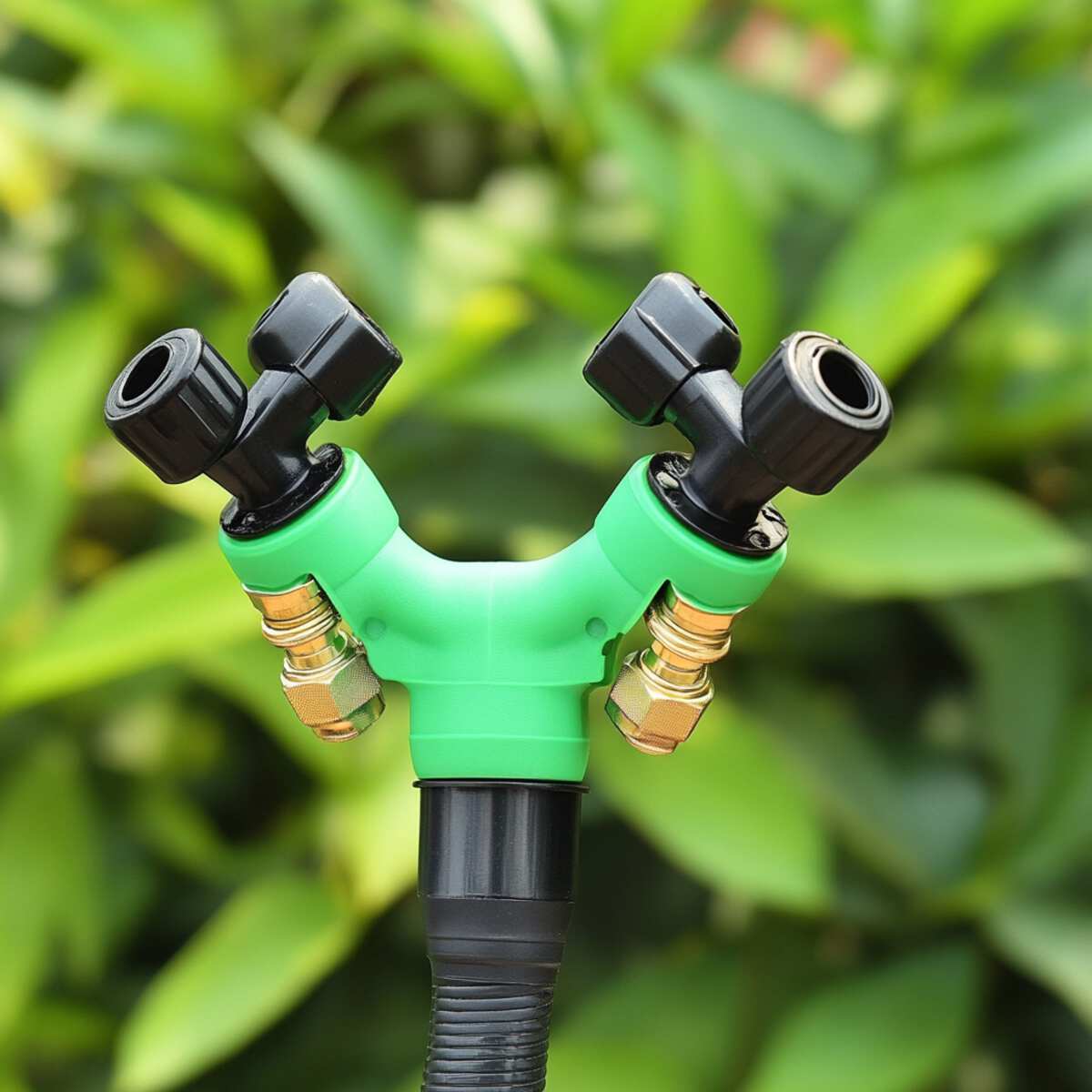 Garden Hose Splitter with Adjustable Nozzles