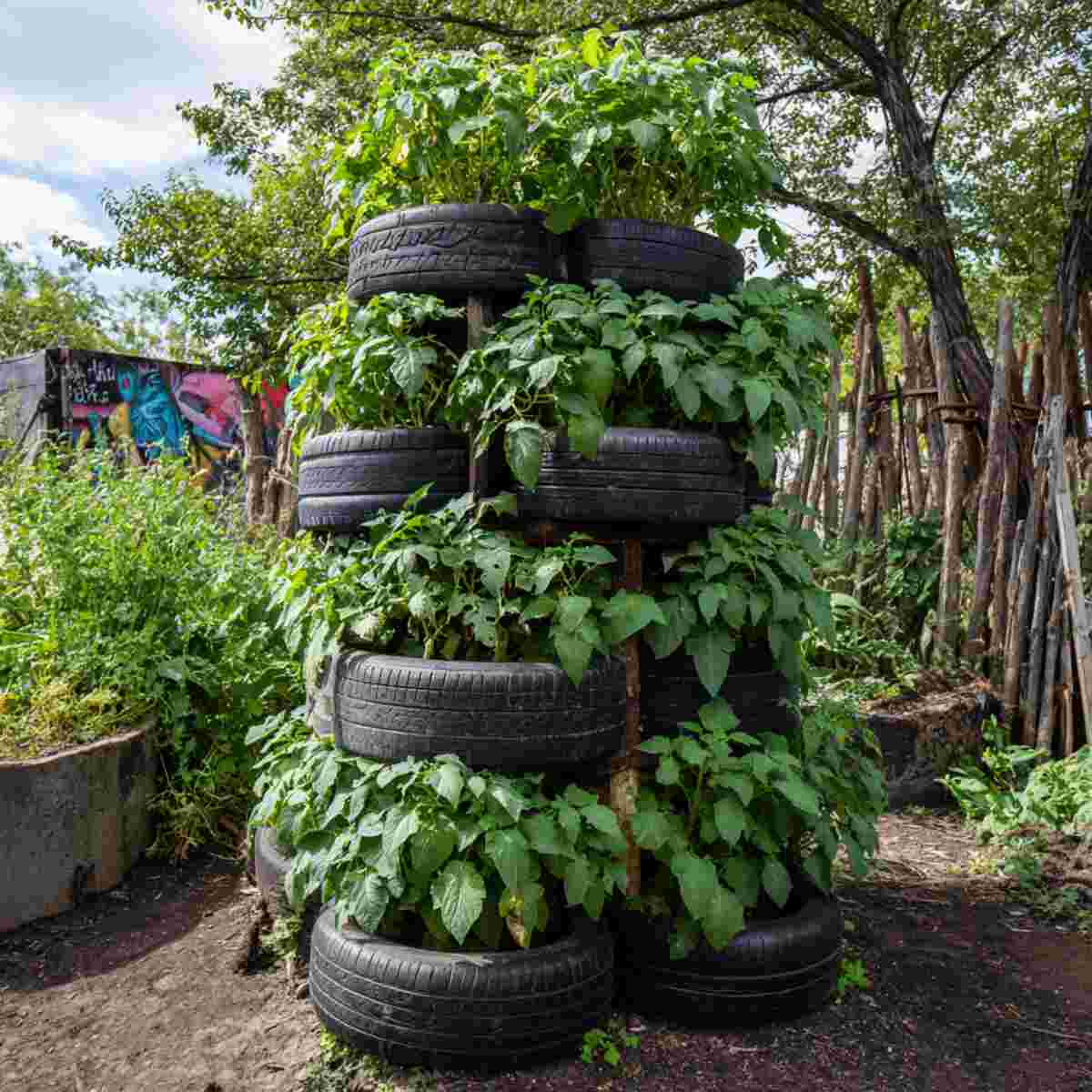 Stackable Tire Tower