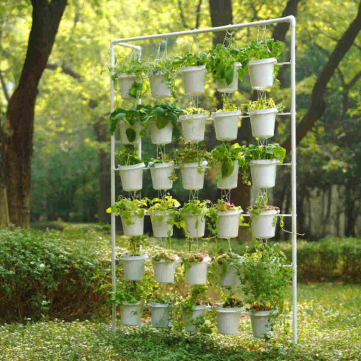 PVC Frame with Bottle Net Cups