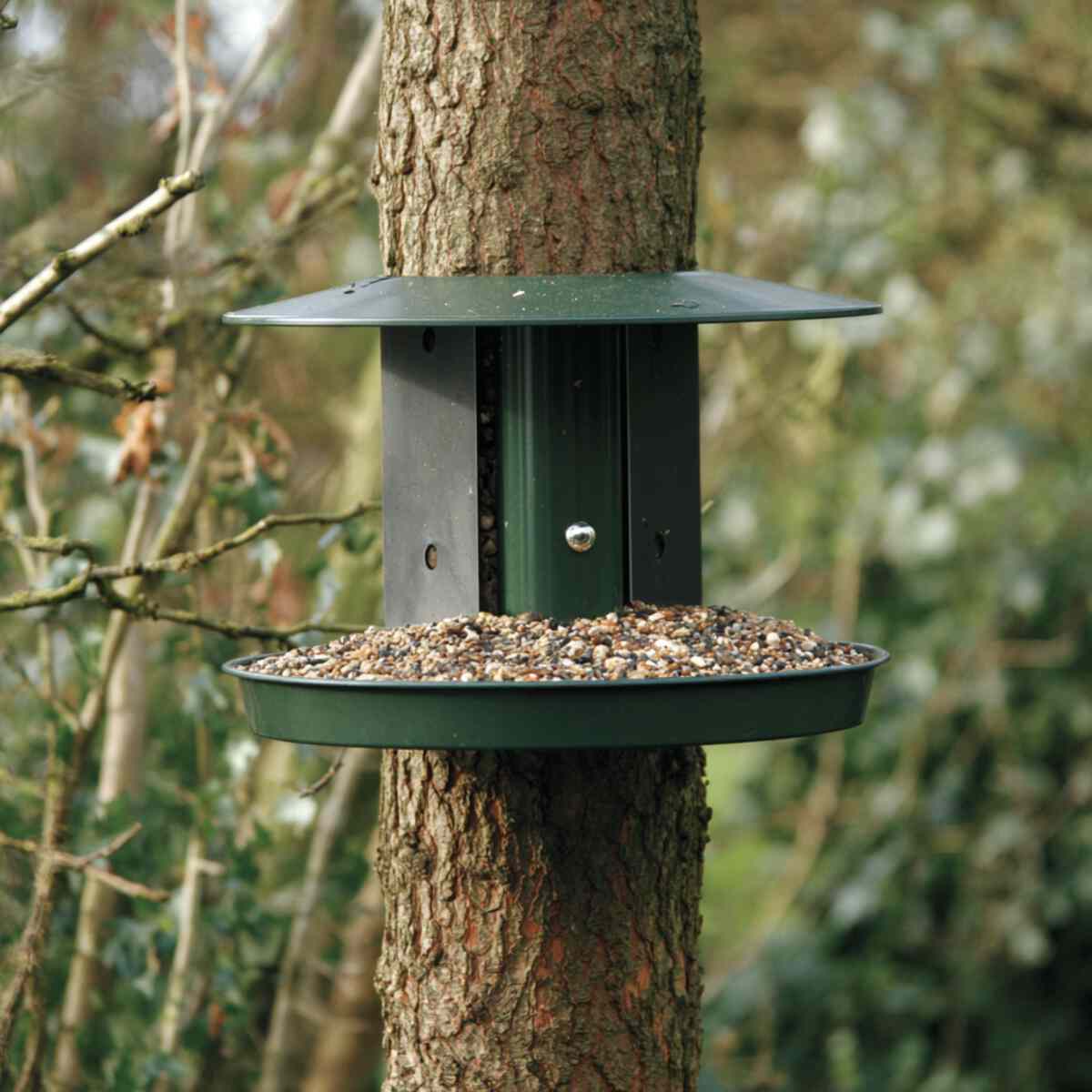 Rotating Feeder Pole System