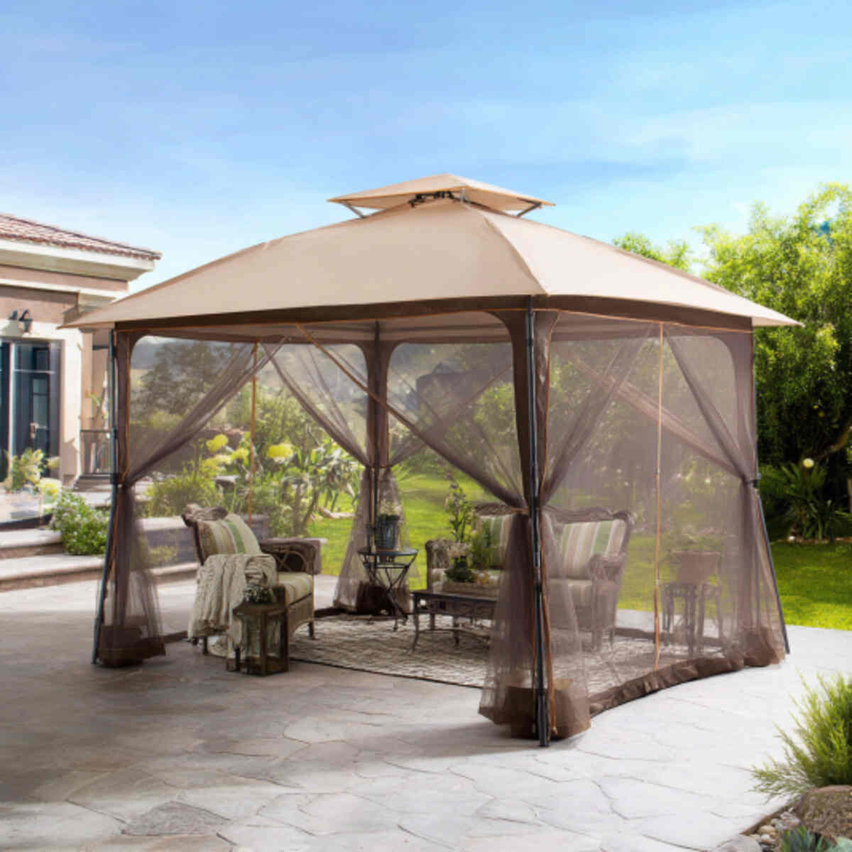 Pop-up Gazebo with Mosquito Netting