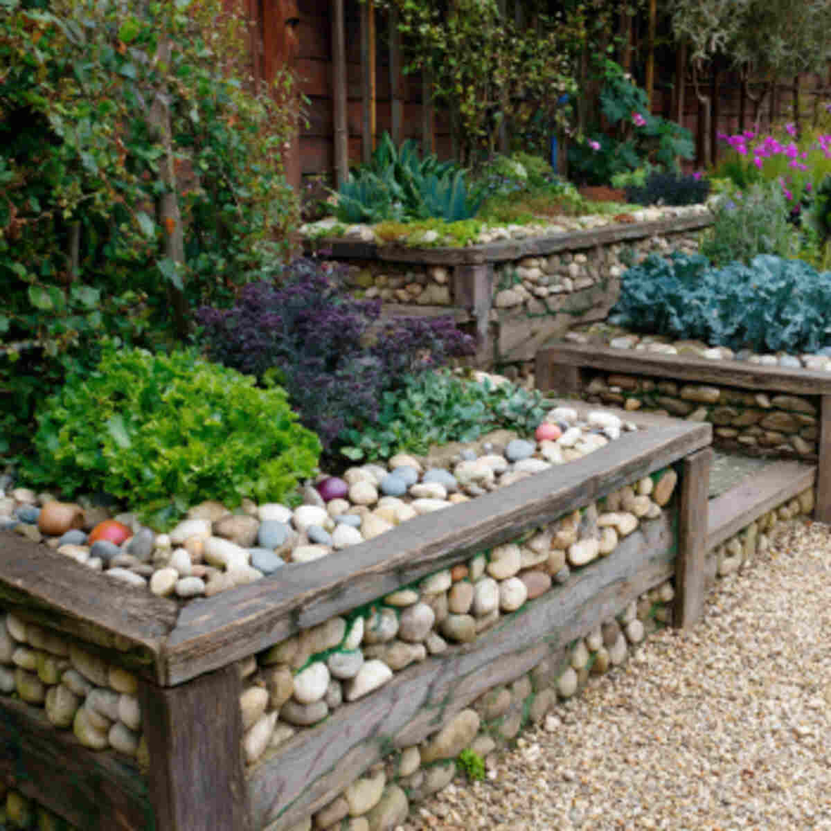 Raised garden with mixed stone a